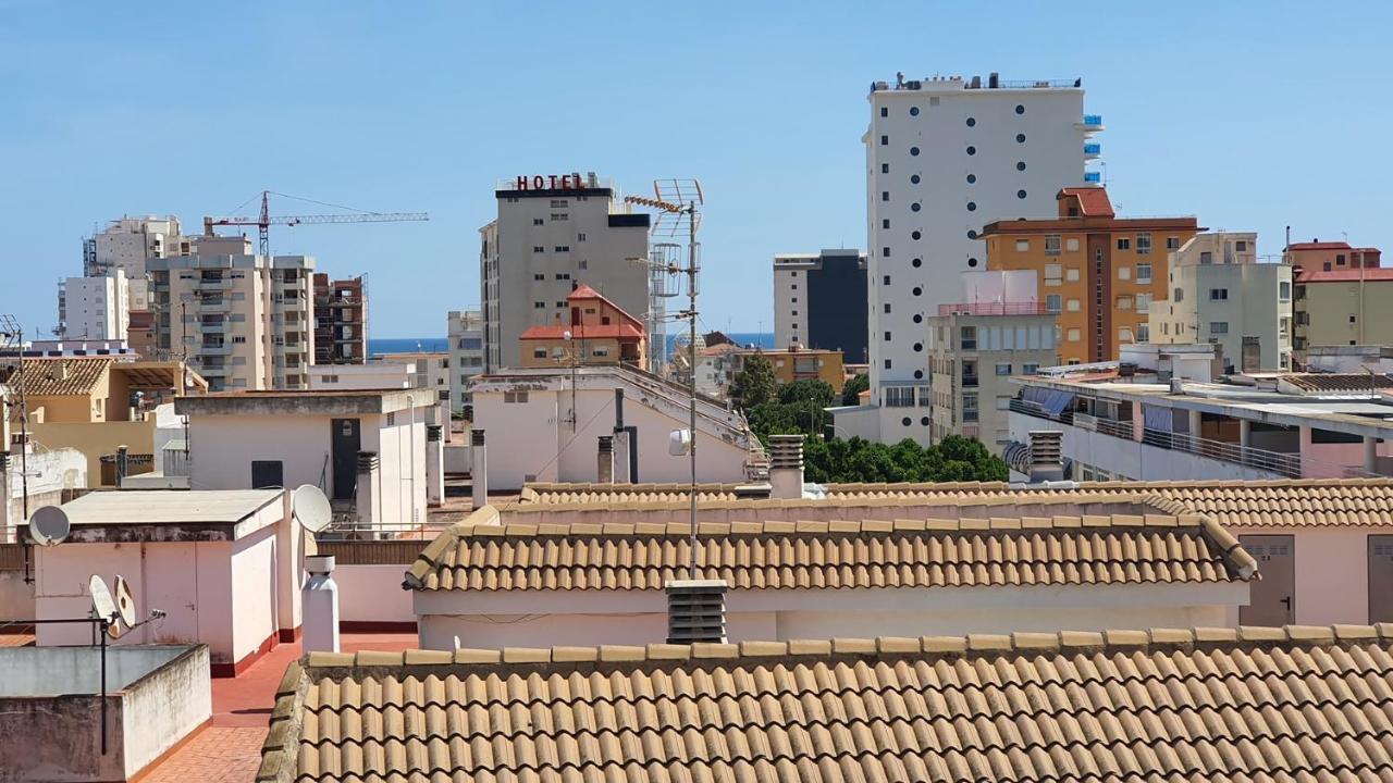 Universidad Del Mar - Alquiler Solo Familias Gandía Exteriér fotografie